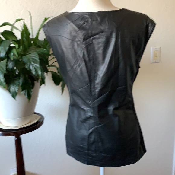Vegan leather top - Picture 2 of 6